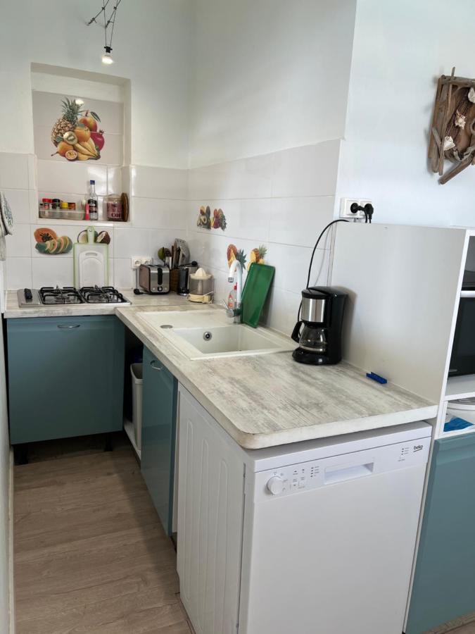 Ti Cabanon. Appartement Vue Mer A Deshaies. Bagian luar foto